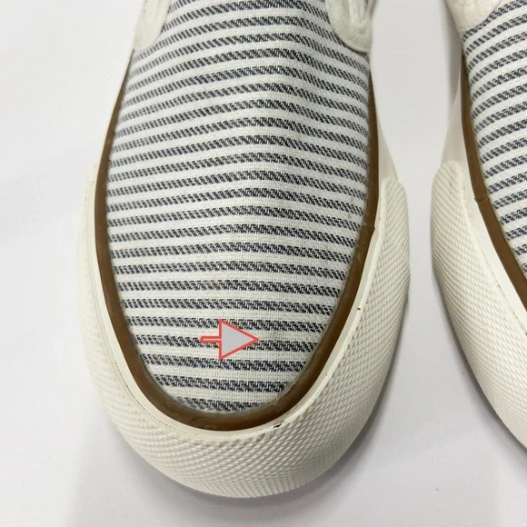 TOMMY BAHAMA Women’s Size 6 1/2 Canvas Striped Slip On Sneakers Shoes - Picture 10 of 10